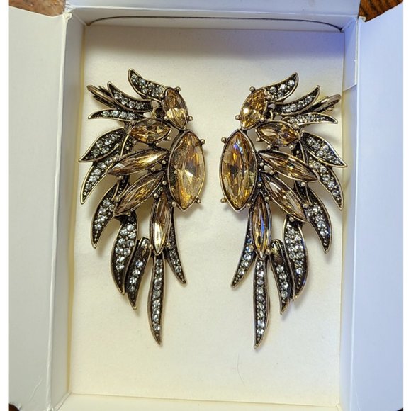 Mark by Avon Strut Your Stuff Earrings - Picture 5 of 7